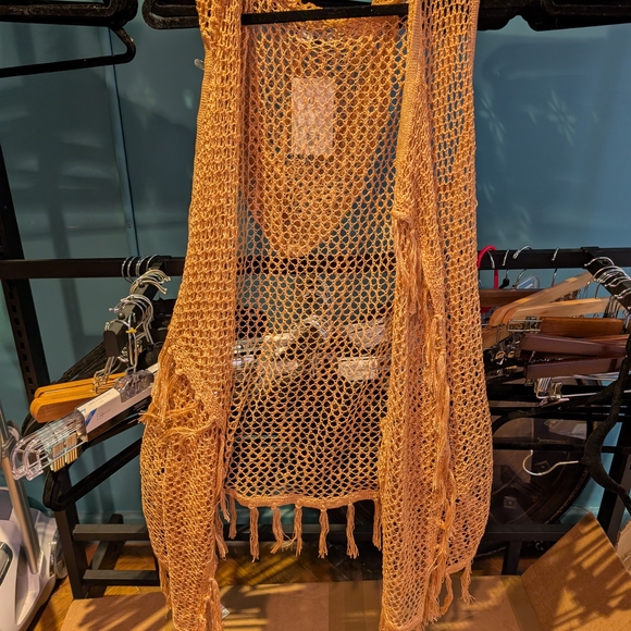 POL Camel Crochet Fringe Tunic - Picture 2 of 6